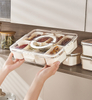 Caixa de armazenamento selada de snackle com divisor de plástico dividido servindo bandeja vegetariana com tampa
